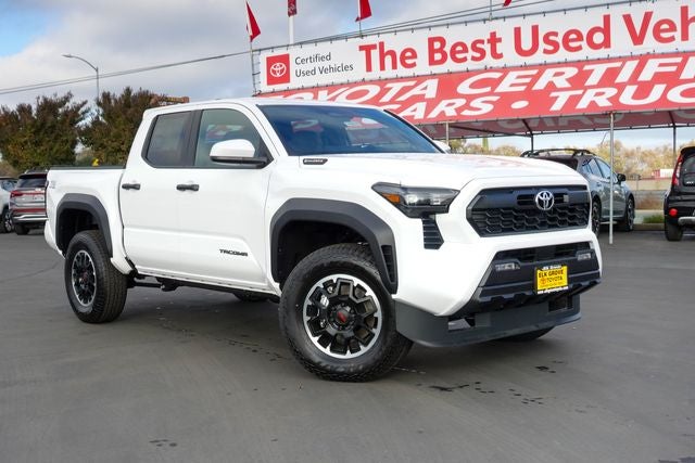 2025 Toyota Tacoma Hybrid TRD Off Road