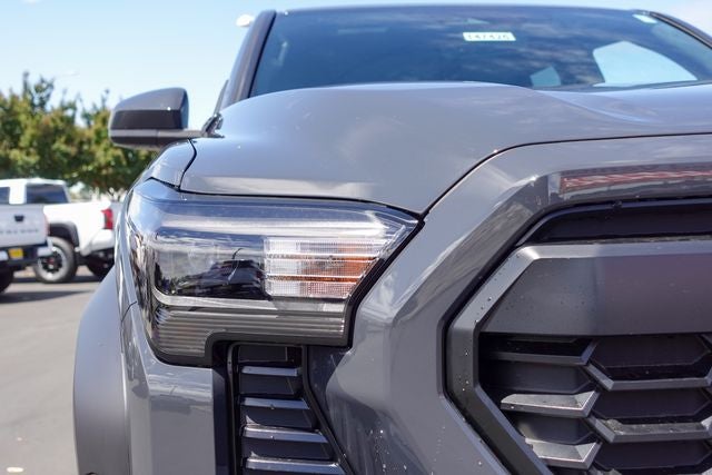 2026 Toyota Tacoma Hybrid TRD Off Road