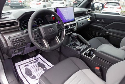 2025 Toyota Tacoma Hybrid TRD Off Road