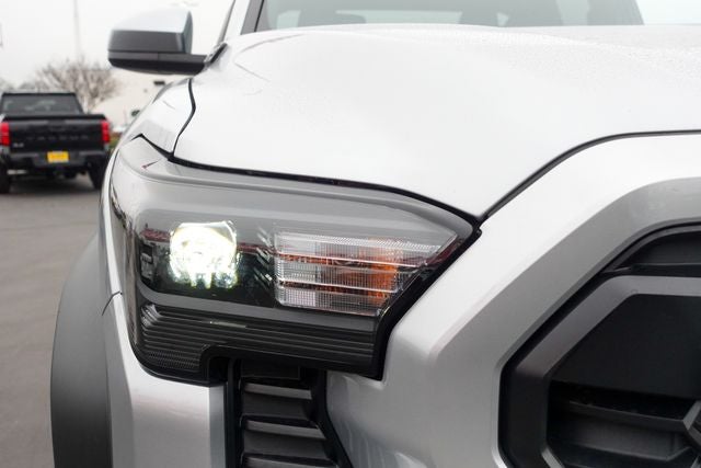 2025 Toyota Tacoma Hybrid TRD Off Road