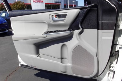 2015 Toyota Camry Hybrid XLE