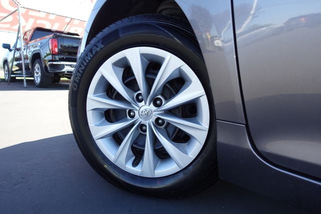 2017 Toyota Camry LE