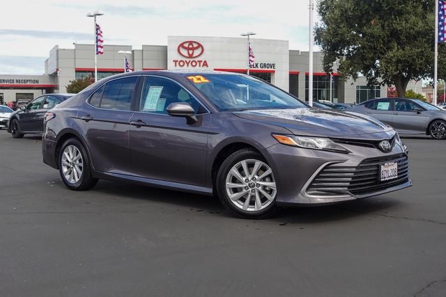 2022 Toyota Camry LE
