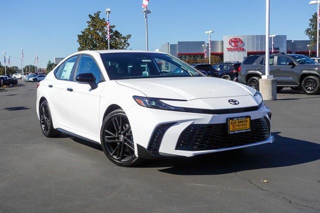 2026 Toyota Camry SE Nightshade
