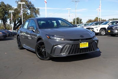 2026 Toyota Camry SE