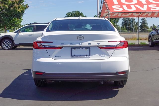 2025 Toyota Camry LE