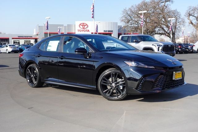 2026 Toyota Camry SE Nightshade