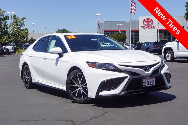 2023 Toyota Camry SE