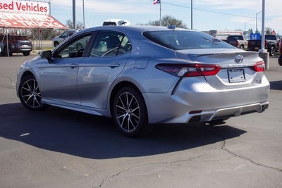 2024 Toyota Camry SE