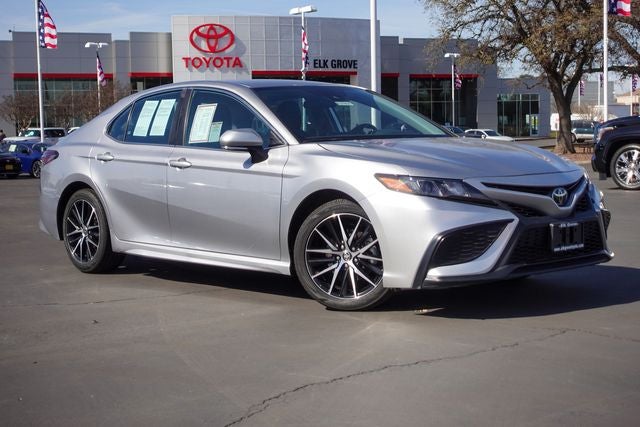 2024 Toyota Camry SE