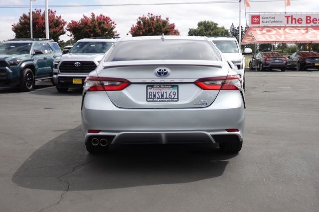 2021 Toyota Camry Hybrid SE