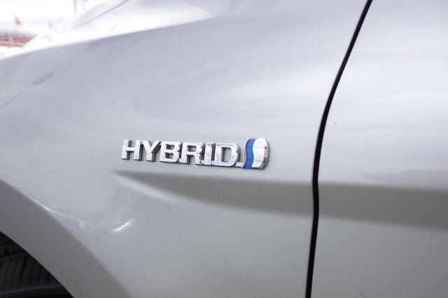 2021 Toyota Camry Hybrid SE