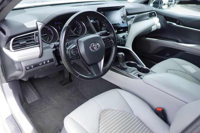 2021 Toyota Camry Hybrid SE