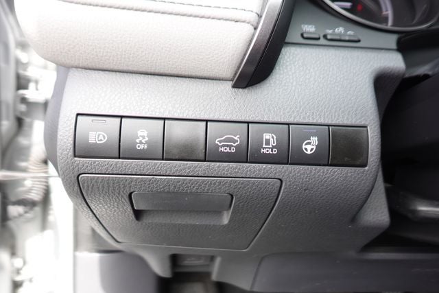 2021 Toyota Camry Hybrid SE