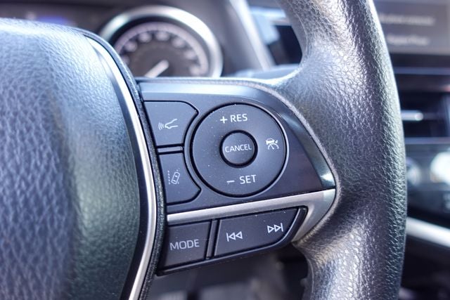 2024 Toyota Camry Hybrid LE