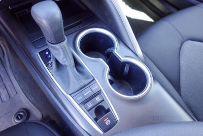 2024 Toyota Camry Hybrid LE