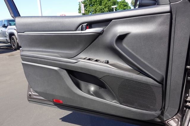 2024 Toyota Camry Hybrid LE