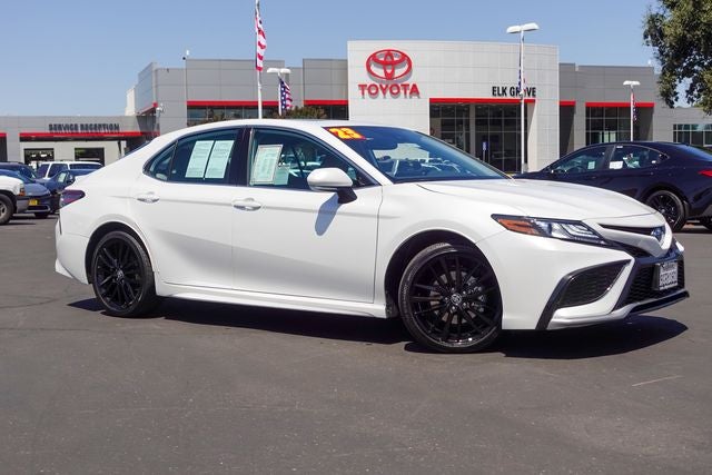 2023 Toyota Camry Hybrid XSE