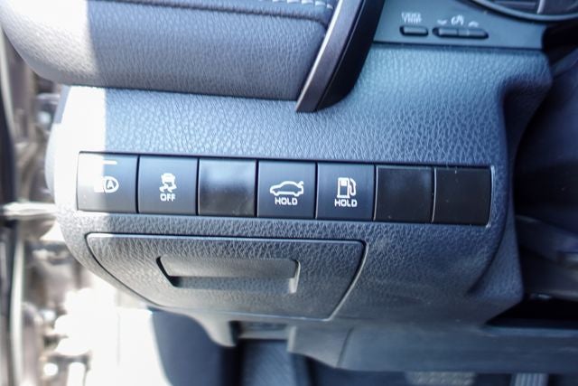 2024 Toyota Camry Hybrid SE
