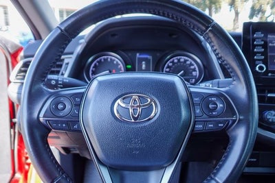 2022 Toyota Camry SE