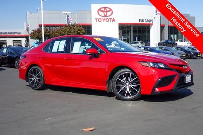 2022 Toyota Camry SE