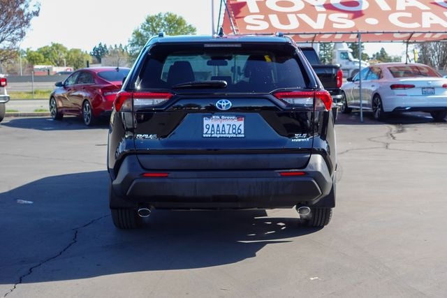 2022 Toyota RAV4 Hybrid XLE Premium