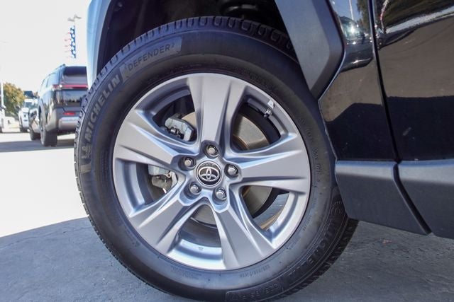 2023 Toyota RAV4 Hybrid LE