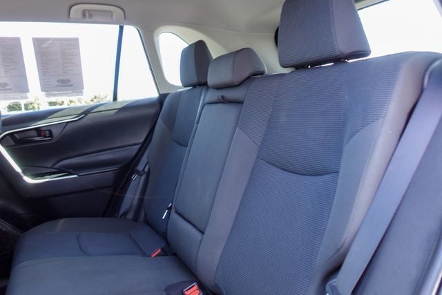 2023 Toyota RAV4 Hybrid LE