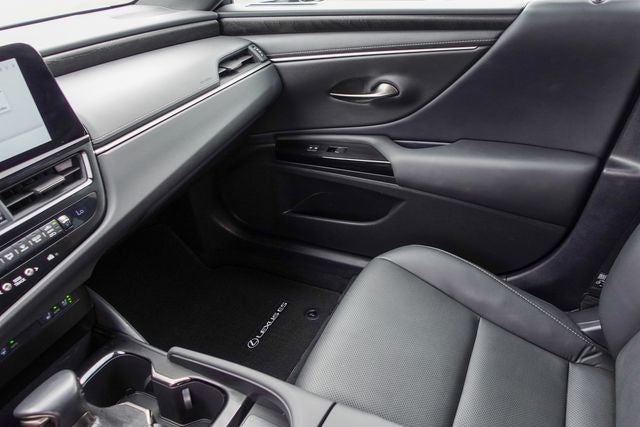 2025 Lexus ES 350