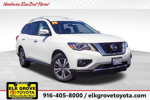2019 Nissan Pathfinder SV