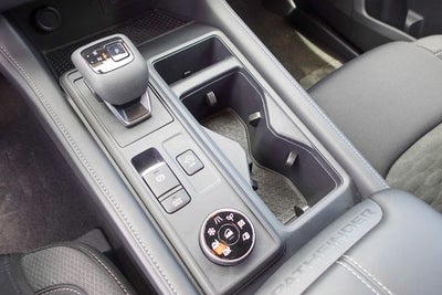 2024 Nissan Pathfinder S
