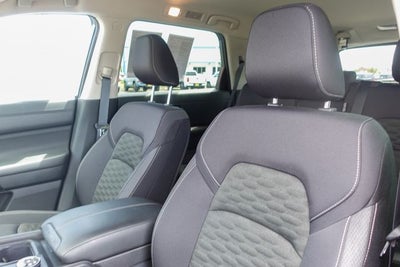 2024 Nissan Pathfinder S