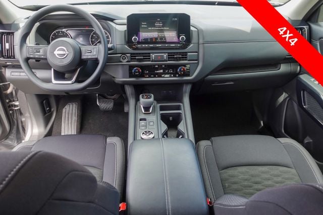 2024 Nissan Pathfinder S