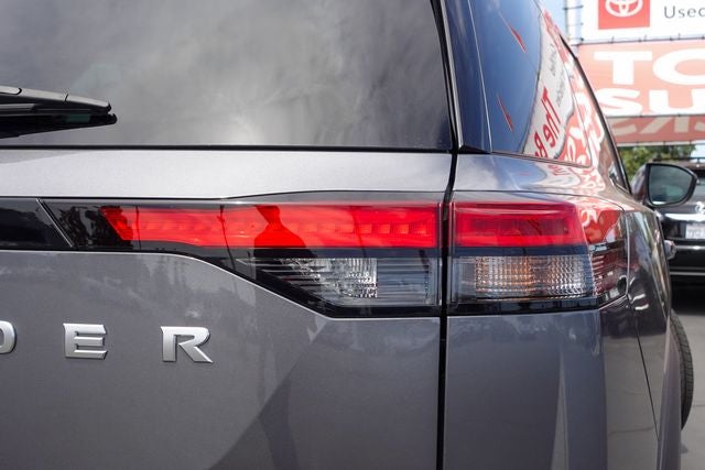 2024 Nissan Pathfinder S