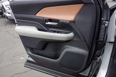 2024 Toyota Grand Highlander Platinum