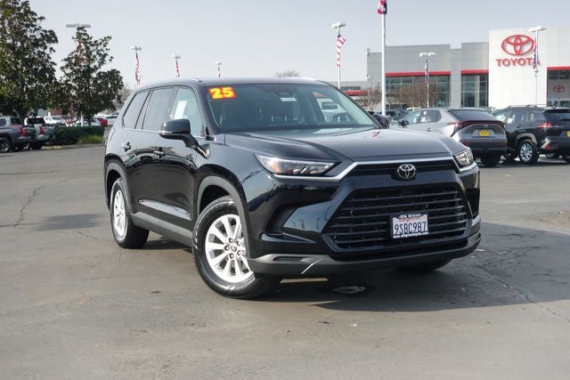 2025 Toyota Grand Highlander Hybrid XLE