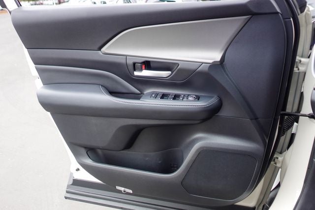 2024 Toyota Grand Highlander Hybrid XLE