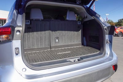 2022 Toyota Highlander Hybrid LE
