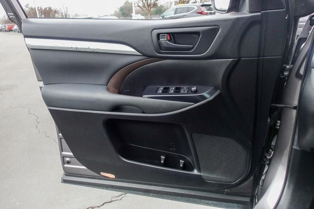 2019 Toyota Highlander Hybrid LE