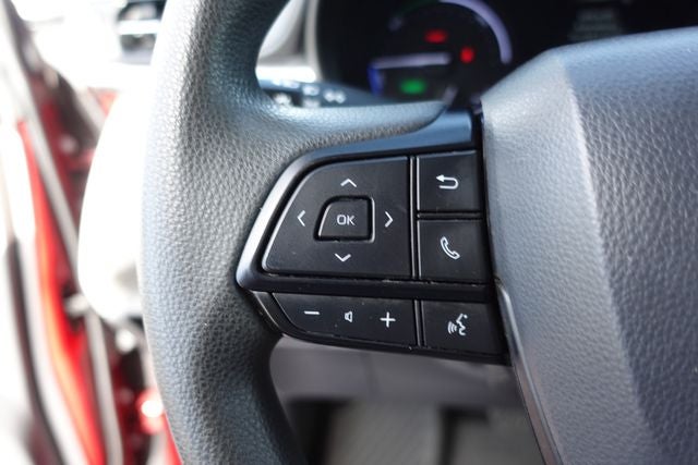 2022 Toyota Sienna LE 8 Passenger