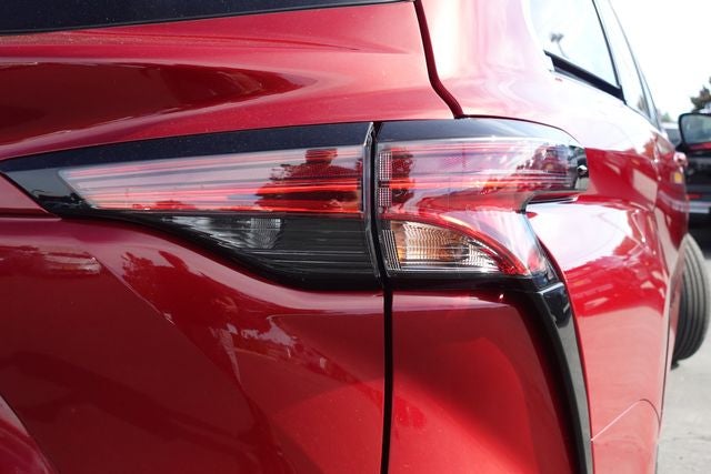 2022 Toyota Sienna LE 8 Passenger