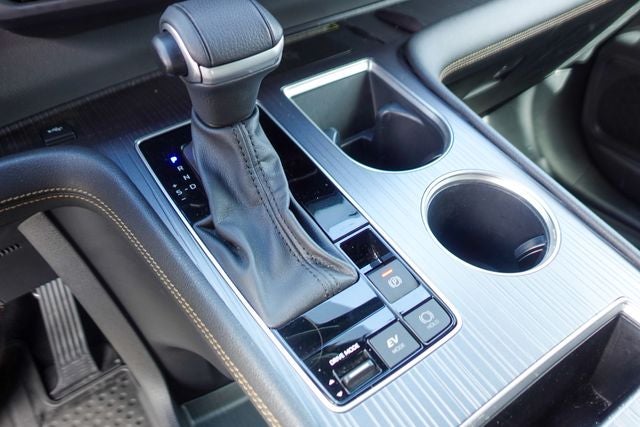 2023 Toyota Sienna Woodland Edition