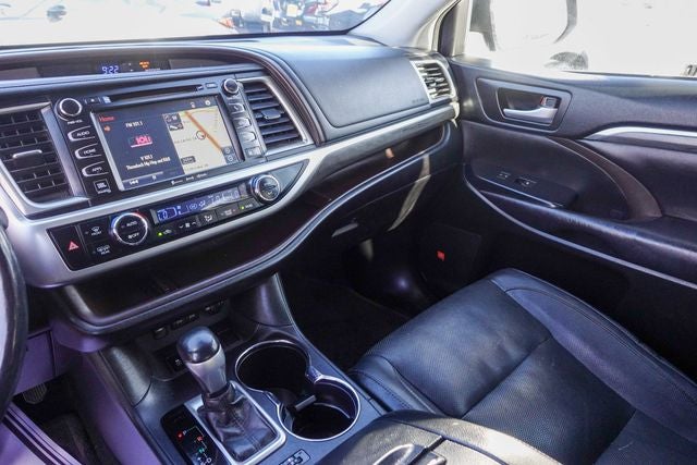 2018 Toyota Highlander Hybrid Limited Platinum