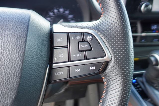 2021 Toyota Sienna XSE 7 Passenger