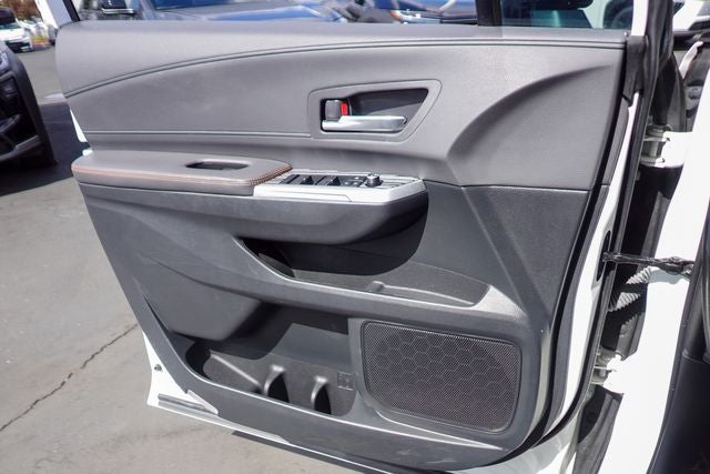 2021 Toyota Sienna XSE 7 Passenger