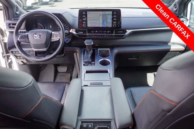 2021 Toyota Sienna XSE 7 Passenger