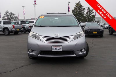2017 Toyota Sienna Limited 7 Passenger