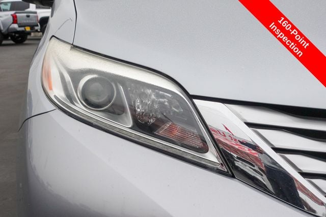2017 Toyota Sienna Limited 7 Passenger