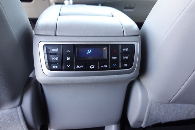 2017 Toyota Highlander Limited Platinum