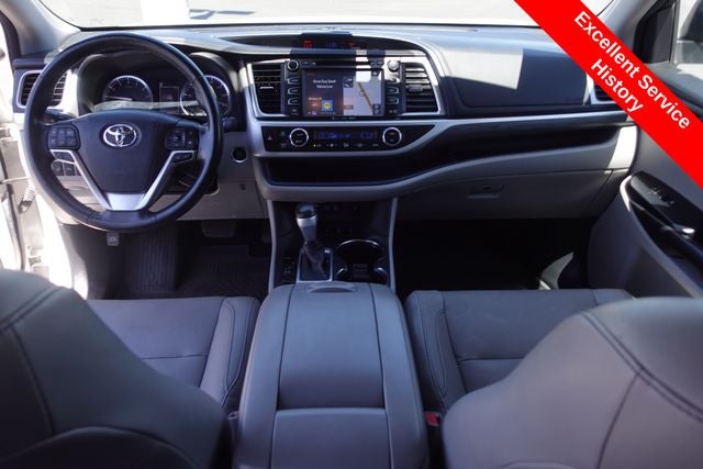 2017 Toyota Highlander Limited Platinum